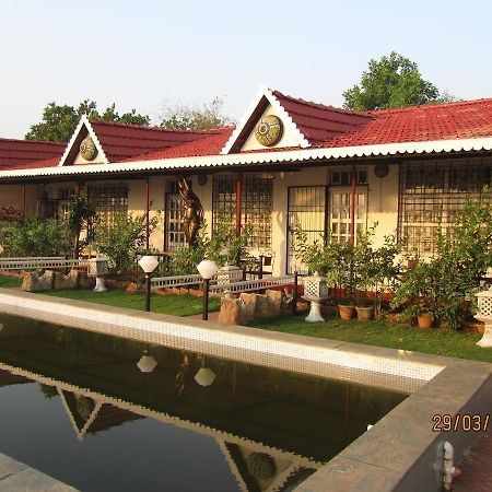 Sona Villa, The Lake Chalet Kudāl Exterior foto