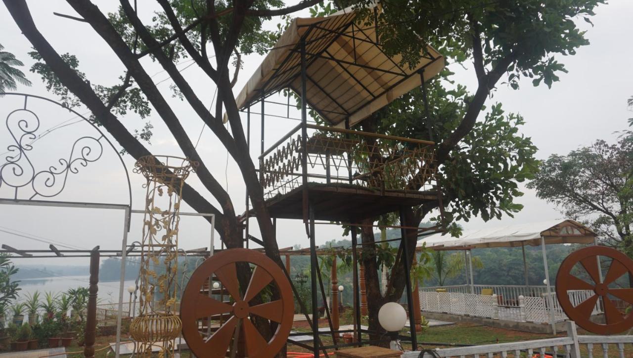 Sona Villa, The Lake Chalet Kudāl Exterior foto