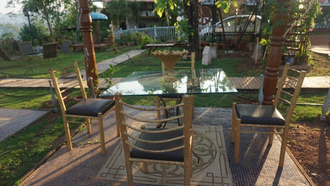 Sona Villa, The Lake Chalet Kudāl Exterior foto