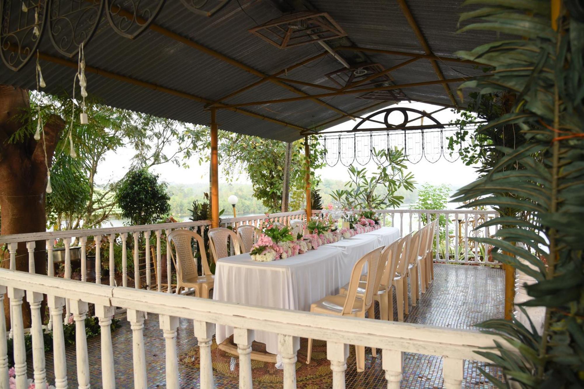 Sona Villa, The Lake Chalet Kudāl Exterior foto
