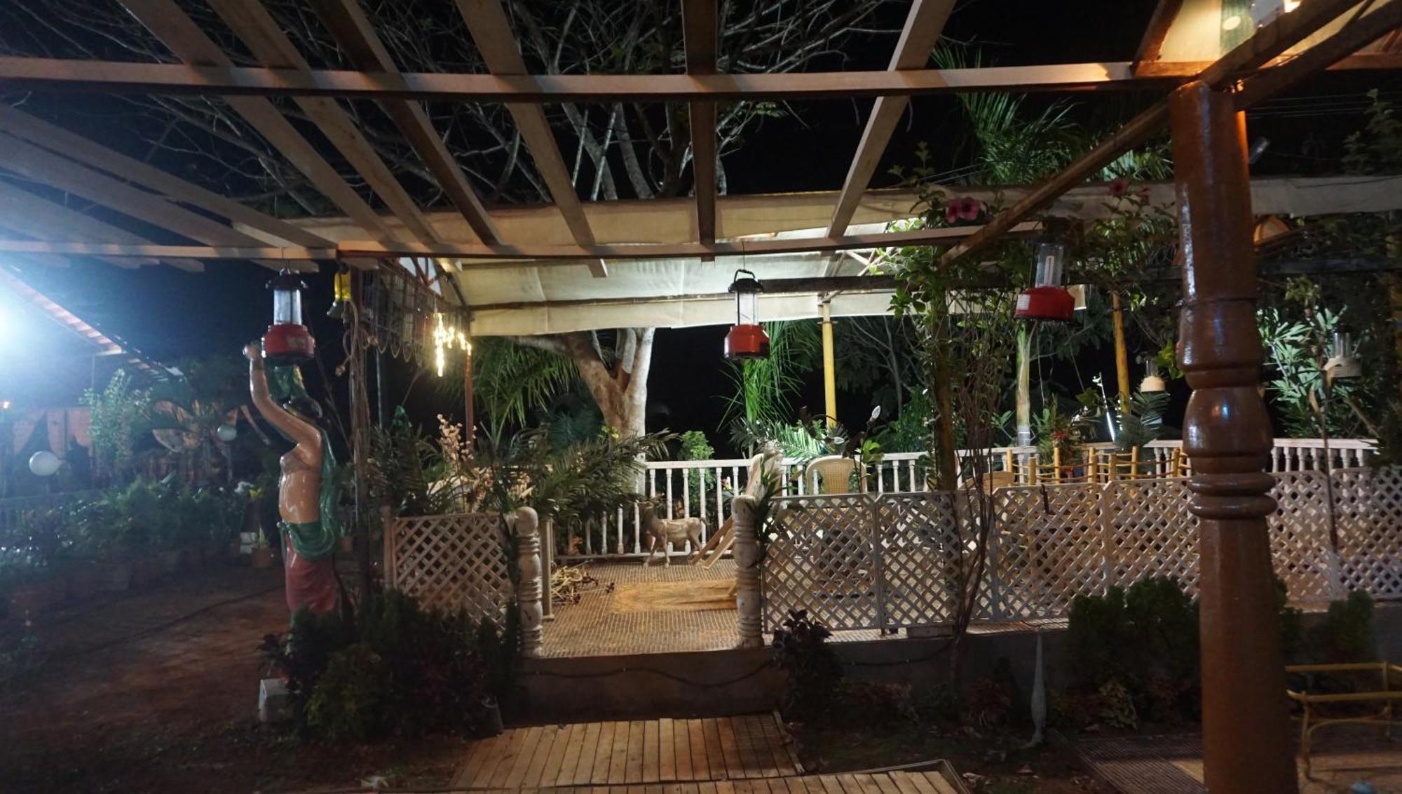Sona Villa, The Lake Chalet Kudāl Exterior foto