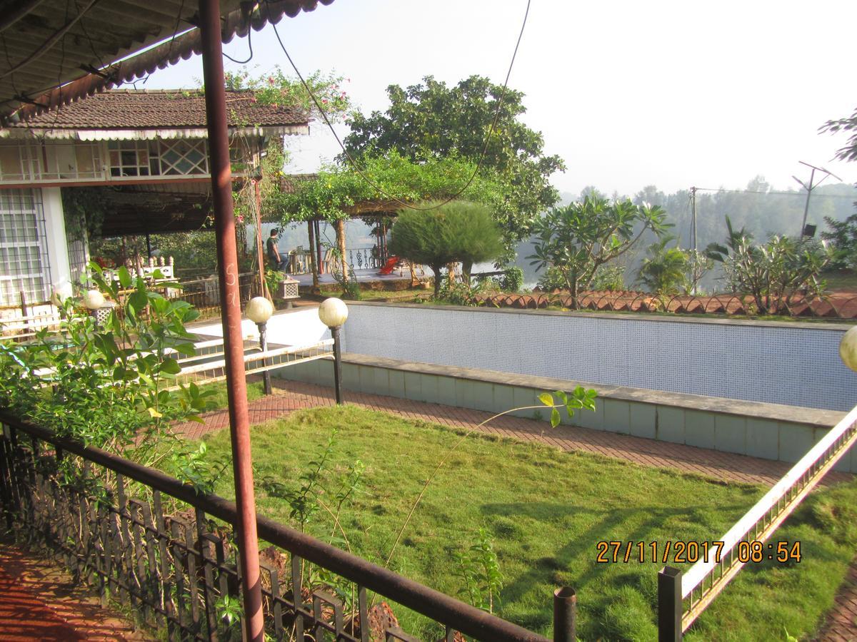 Sona Villa, The Lake Chalet Kudāl Exterior foto