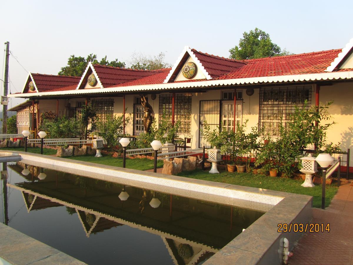 Sona Villa, The Lake Chalet Kudāl Exterior foto